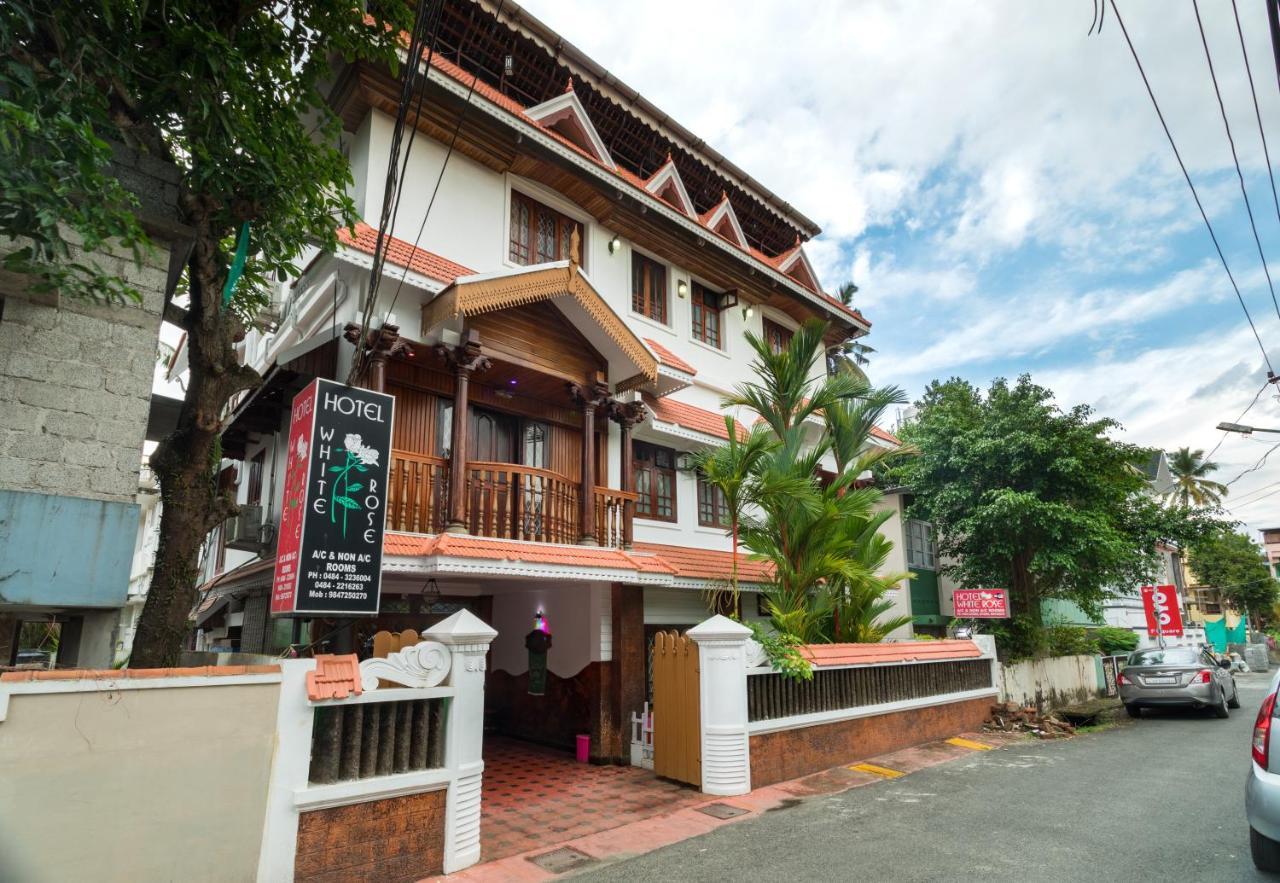 Kochi فندق وايت روز المظهر الخارجي الصورة